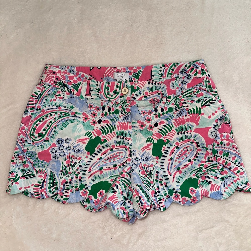 Crown &‎ Ivy Shelby Scalloped Printed Short Size 10